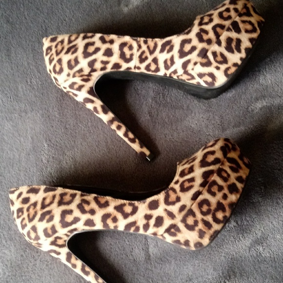 Leopard print heels - Picture 3 of 5